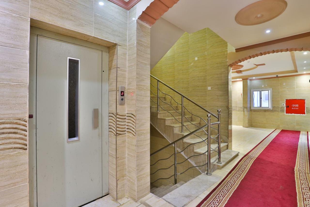 Oyo 273 Star Yanbu Hotel Suites Εξωτερικό φωτογραφία